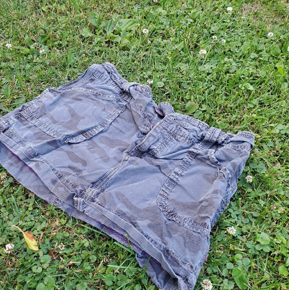American eagle outfitters camo skirt